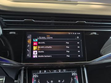 Audi Q7 - 12