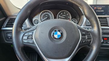 BMW 320 - 4