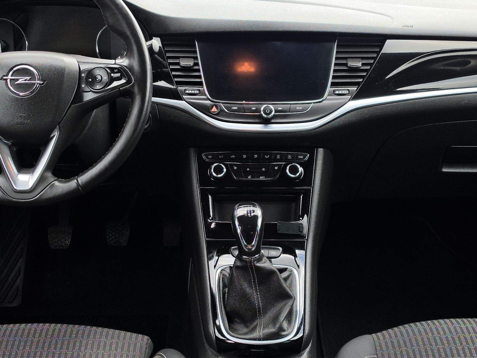 Fahrzeugabbildung Opel Astra K Lim. 5-trg. Elegance Start/Stop