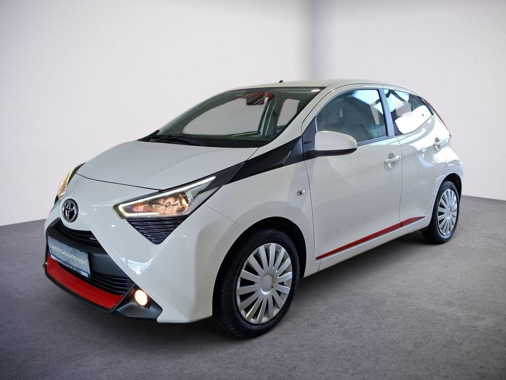 Toyota Aygo x-play connect