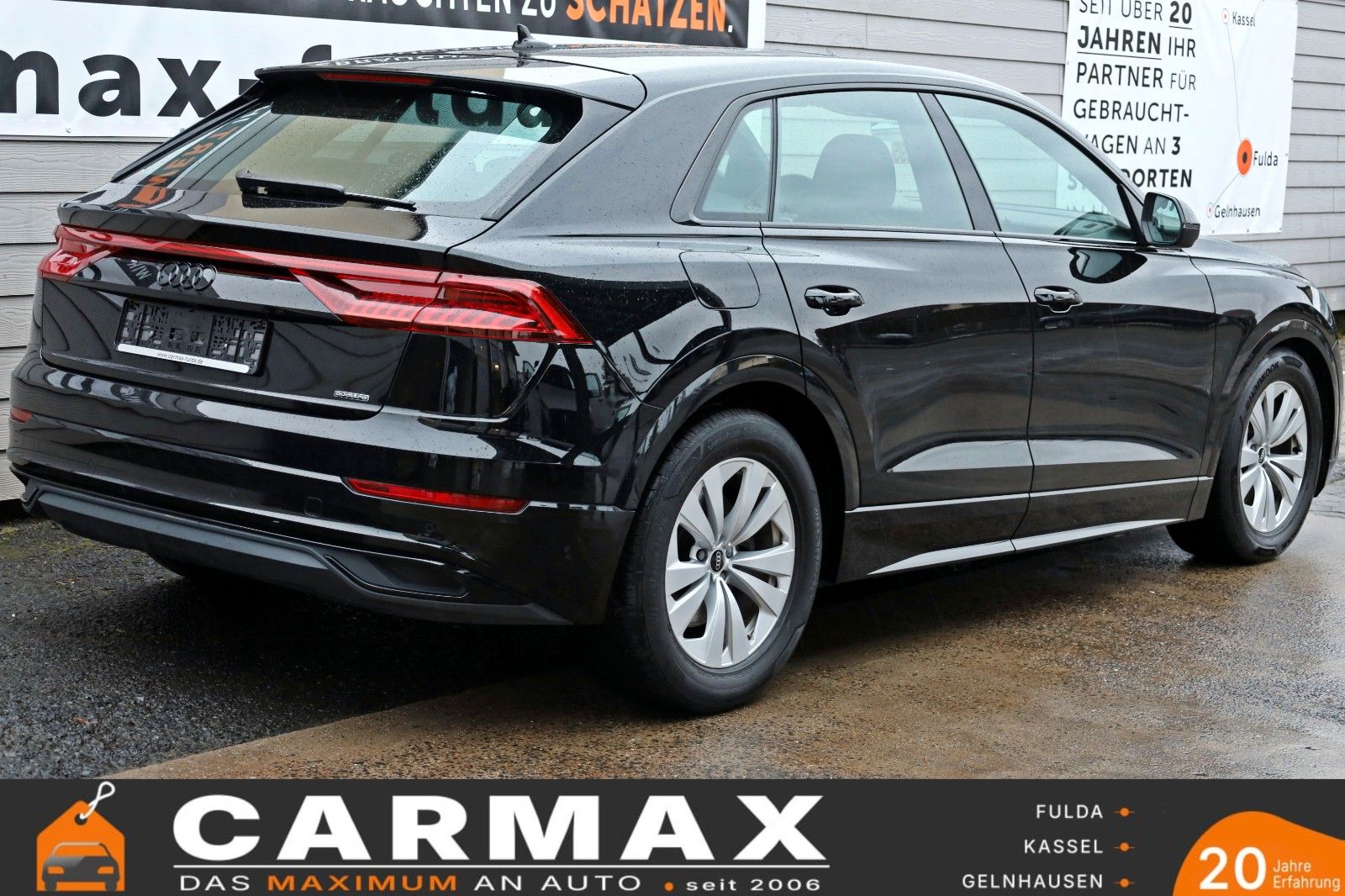 Fahrzeugabbildung Audi Q8 55 TFSI quattro, Navi,SH,Kamera,Panorama,B&O