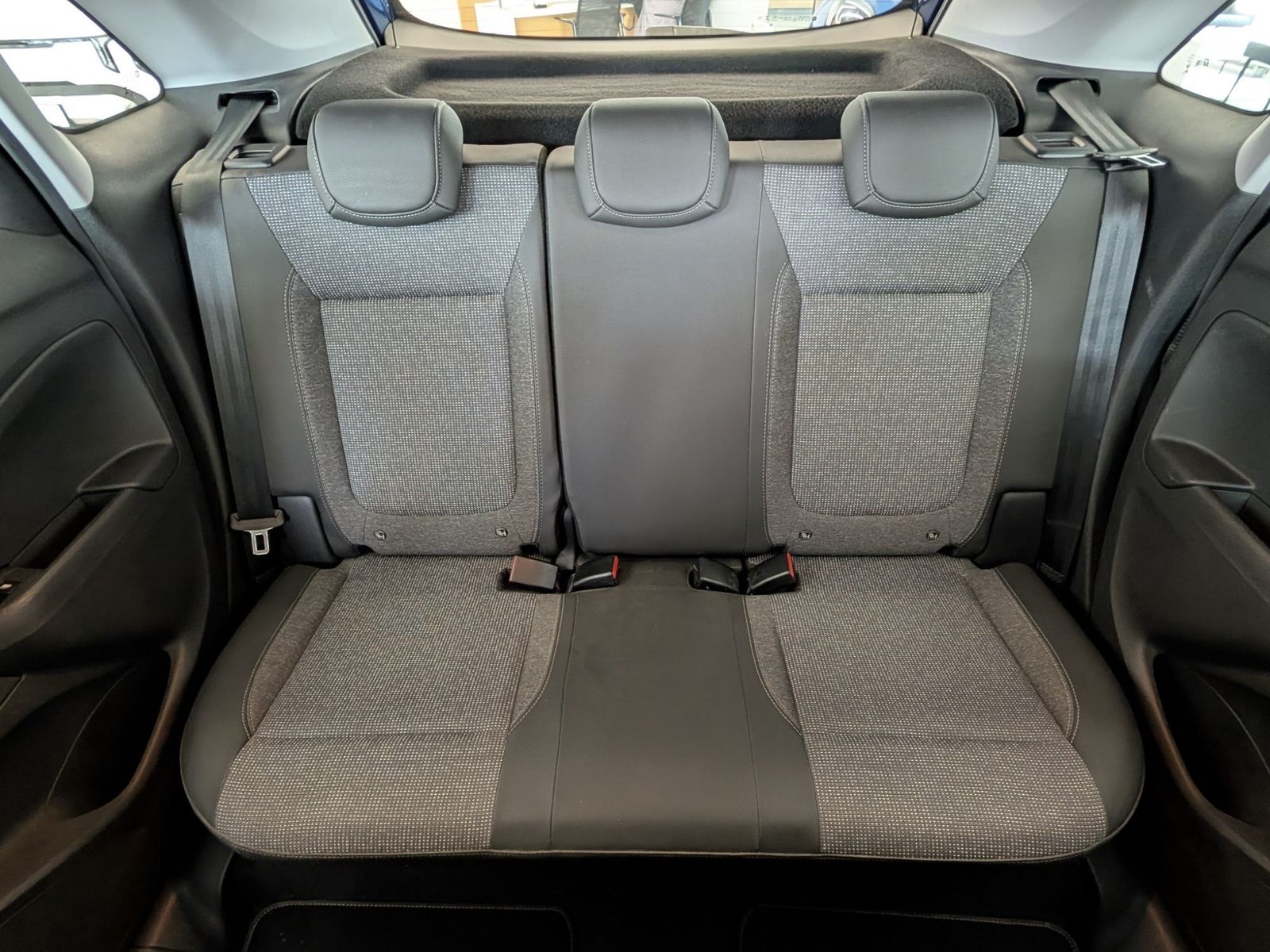 OPEL Crossland X Crossland 1.2 Turbo Business Edition Navi Kamera – Bild 13