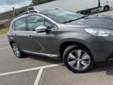 Peugeot 2008 Allure - Peugeot 2008 mit Benzin-Antrieb