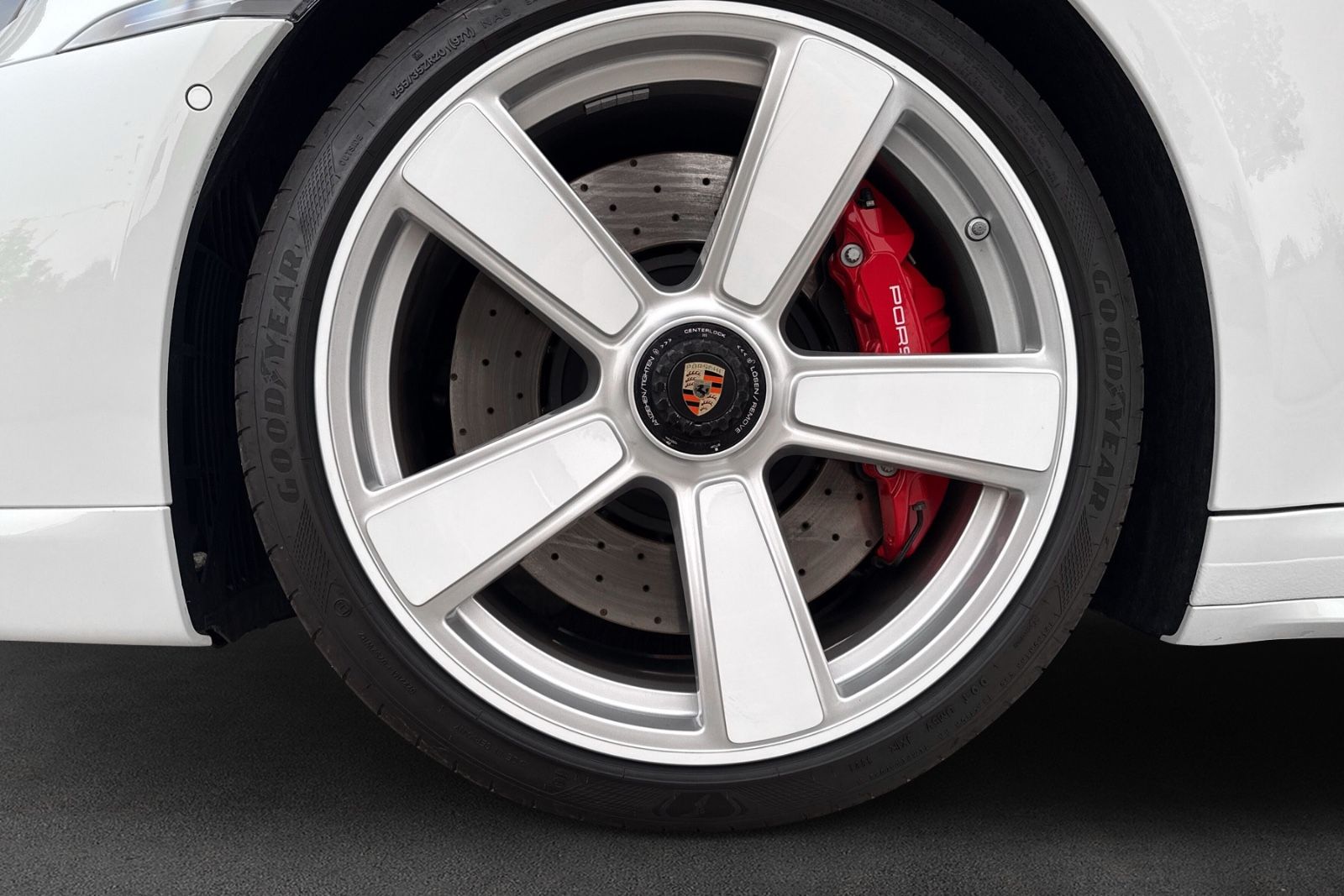 Fahrzeugabbildung Porsche 992 Turbo Cabrio*Burmester*Lift*Leder*Ventilated