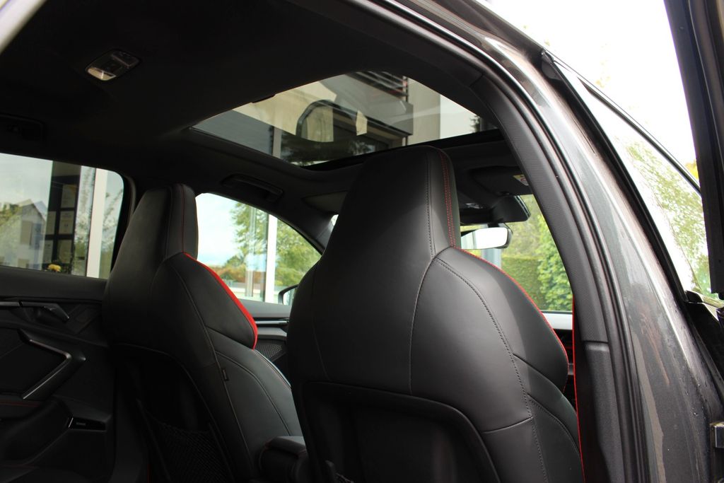 AUDI RS3 Sportback/RS DYNAMIK/ SONOS/ KOMFORT PRO AUDI RS3 Sportback/RS DYNAMIK/ SONOS/ KOMFORT PRO