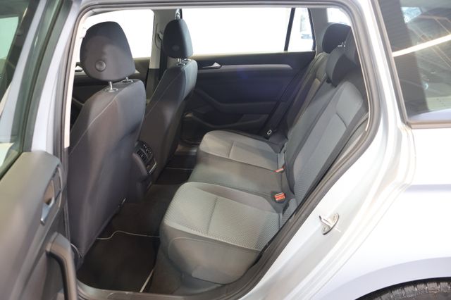 Volkswagen Passat 2.0 TDI Conceptline CARPLAY+KAM+LED+AHK