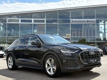 Audi Q8 - 8