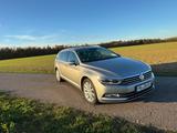 Volkswagen Passat Variant 2.0 TDI DSG BMT Highline Vari... - VW Passat Variant von privat