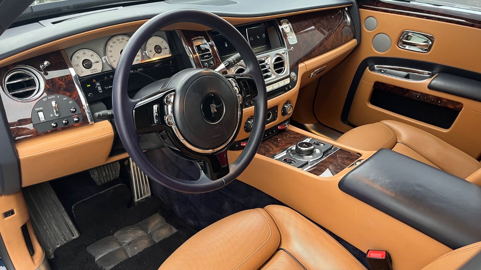 Rolls-Royce Ghost II Exclusiv 24-Zoll Starlighter LED HeadUp foto 3