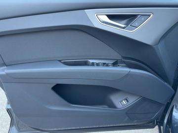  AUDI Q4 E-TRON 缩略图 17