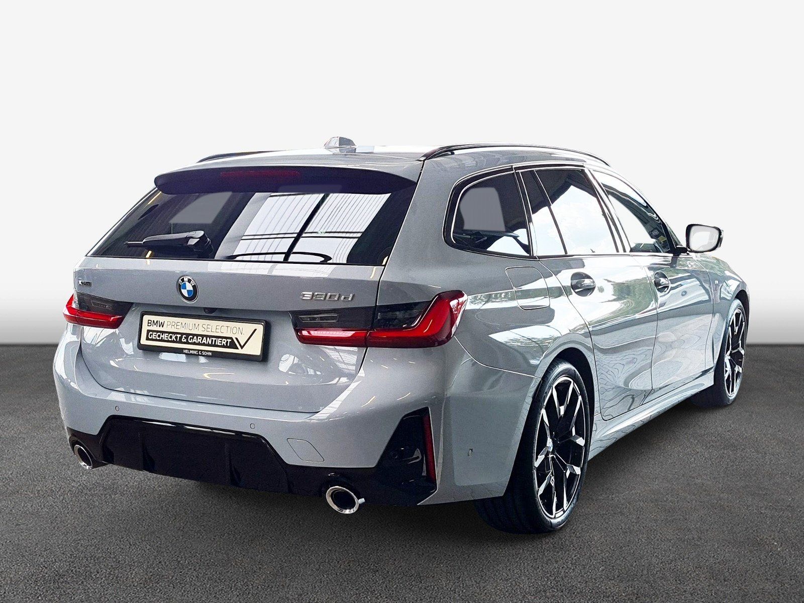 BMW 330d xDrive Touring M-Sport 1,99 foto 2