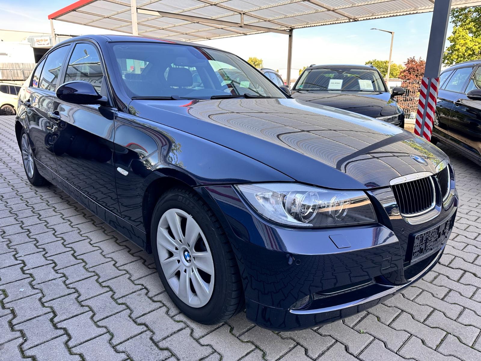 BMW 318*Klimatronik*Xenon*Schiebedach*Tempomat*
