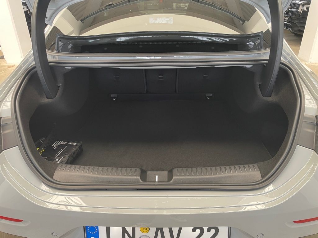 Fahrzeugabbildung Mercedes-Benz CLA 220 4M +AMG+NIGHT+AHK+SUPERSCREEN+BURM+MEMOR