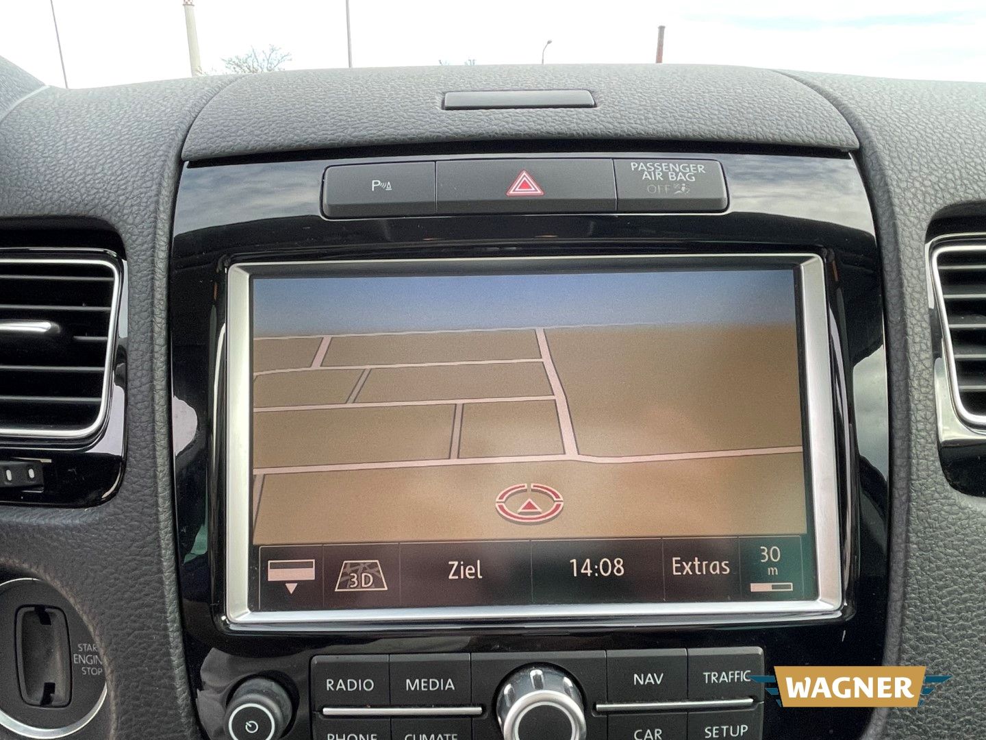 Fahrzeugabbildung Volkswagen Touareg V6 TDI BMT 3.0 R-Line Automatik