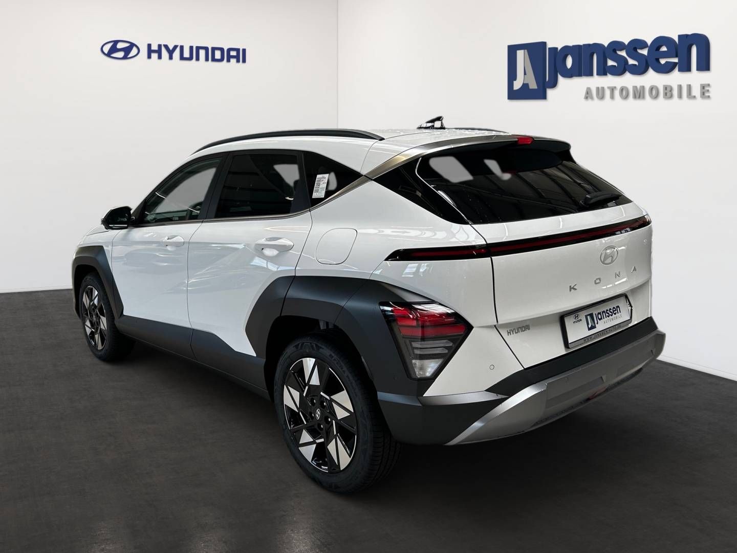 Fahrzeugabbildung Hyundai KONA 1.6 T-GDI (180 PS)| Prime | Bose | 360°- Ka
