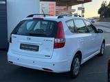 Hyundai i30 cw Comfort Automatik TüvNeu Service Neu - Hyundai i30: Comfort