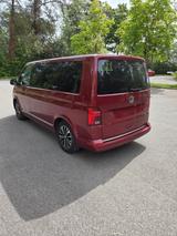 Volkswagen T6 Multivan Generation Six, 2,0TDI, AHK, Automat - gebrauchte VW T6 Multivan aus dem Jahr 2022