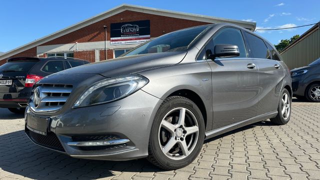 Mercedes-Benz B 180 Tüv / Service neu / 8Fach Apple CarPlay