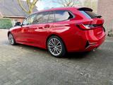 BMW 320d xDrive Touring Luxury Vollaustattung - BMW 320 von privat