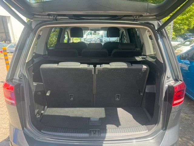 Fahrzeugabbildung Volkswagen Touran Comfortline BMT LED 7 Sitze NAVI