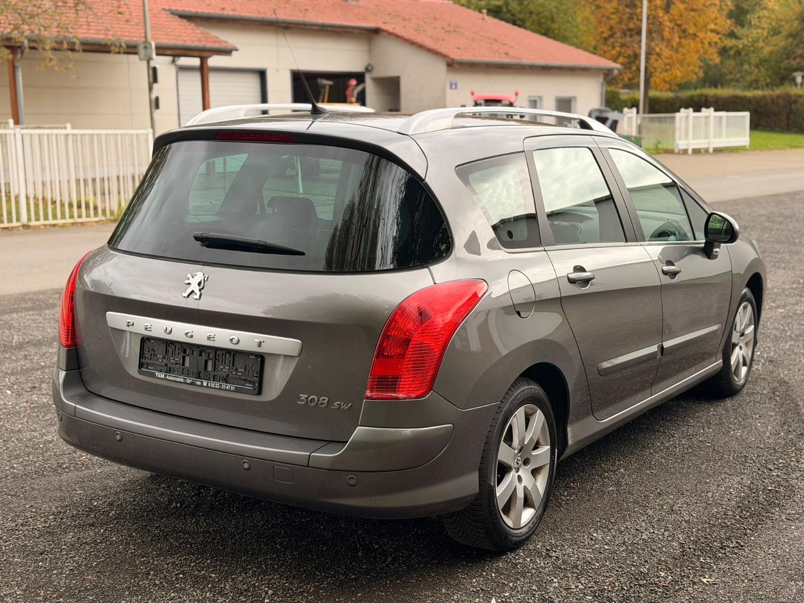 Peugeot 308 2009 — photo 8