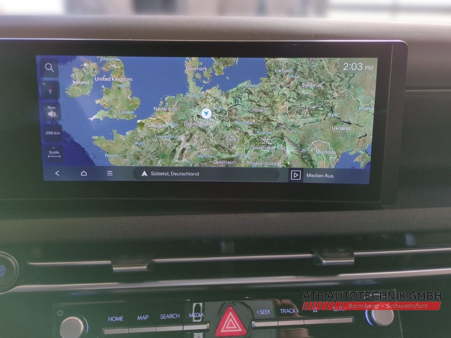Fahrzeugabbildung Hyundai Tucson Trend 1.6 T-GDi PHEV 4WD Navi El. Heckkla