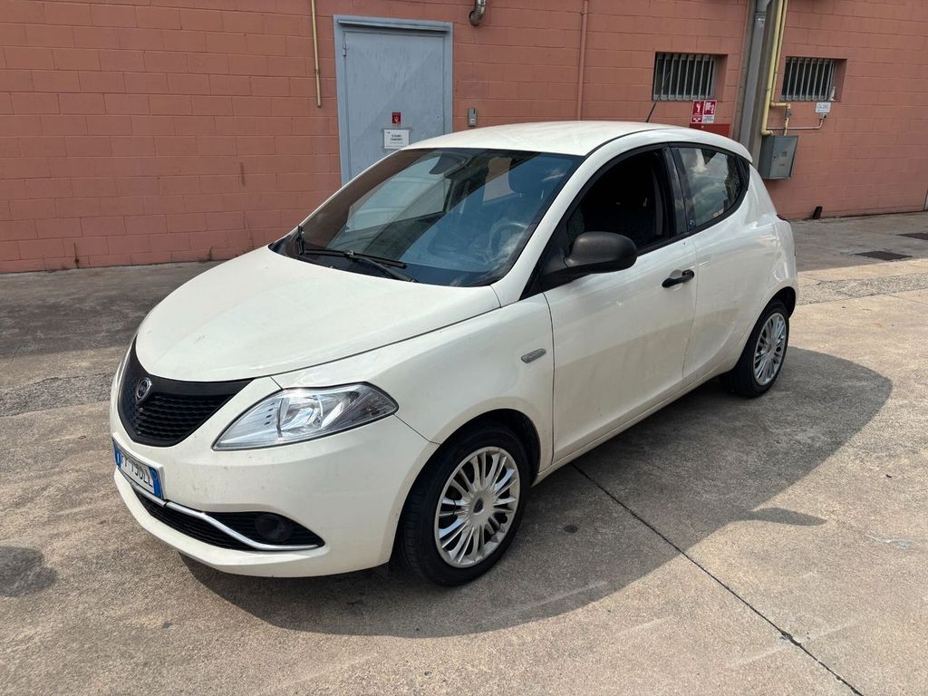 Image of Lancia Ypsilon