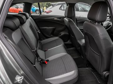Opel Astra K Sports Tourer 1.2 Basis Ecoflex