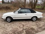 BMW E30 325i Cabrio - BMW 325 aus 1987: Cabrio