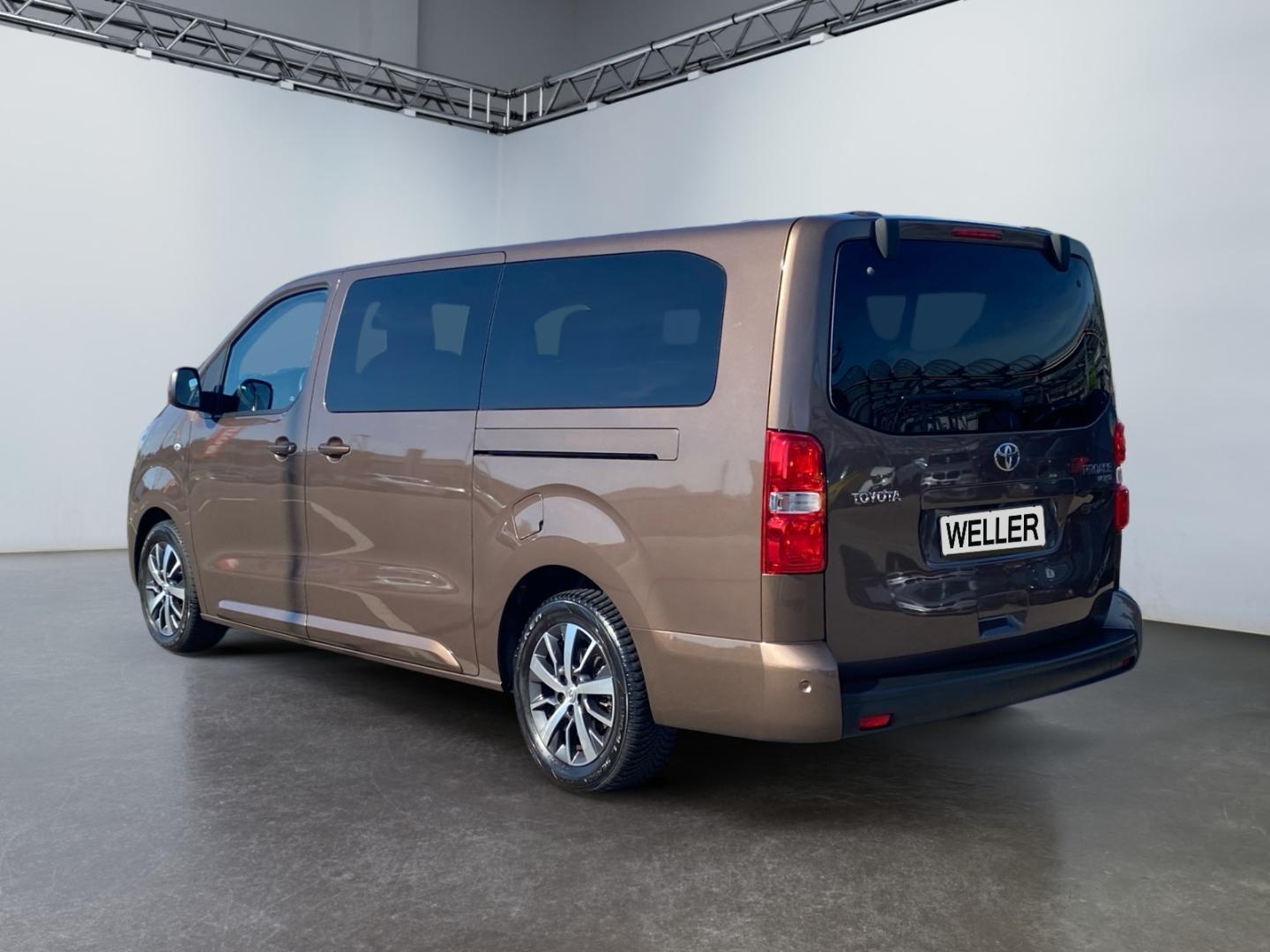 Toyota Proace Verso 2.0D L2 Shuttle Comfort *9-Si*RCam*
