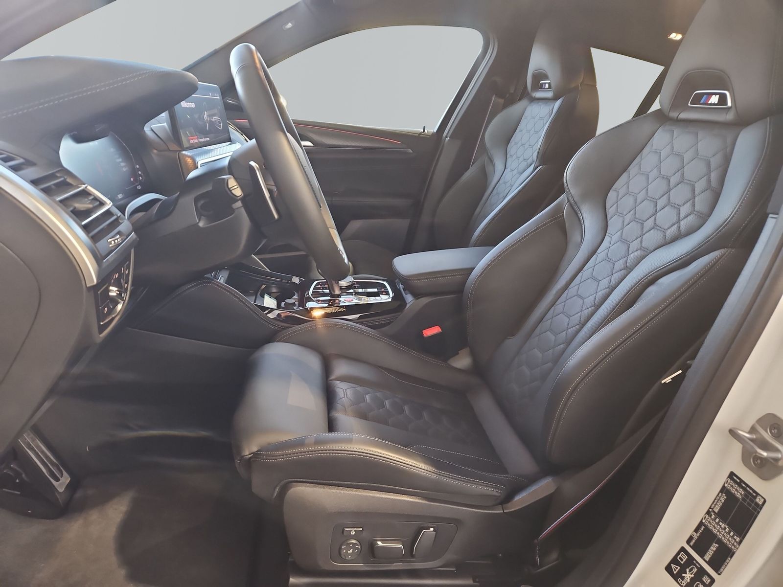 BMW X4 M - Bild 8