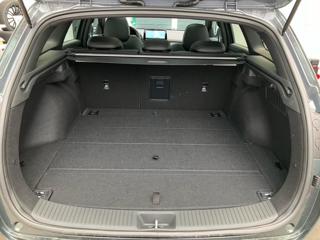 Fahrzeugabbildung Hyundai i30 Kombi 1.5 T-GDI 7-DCT N-Line