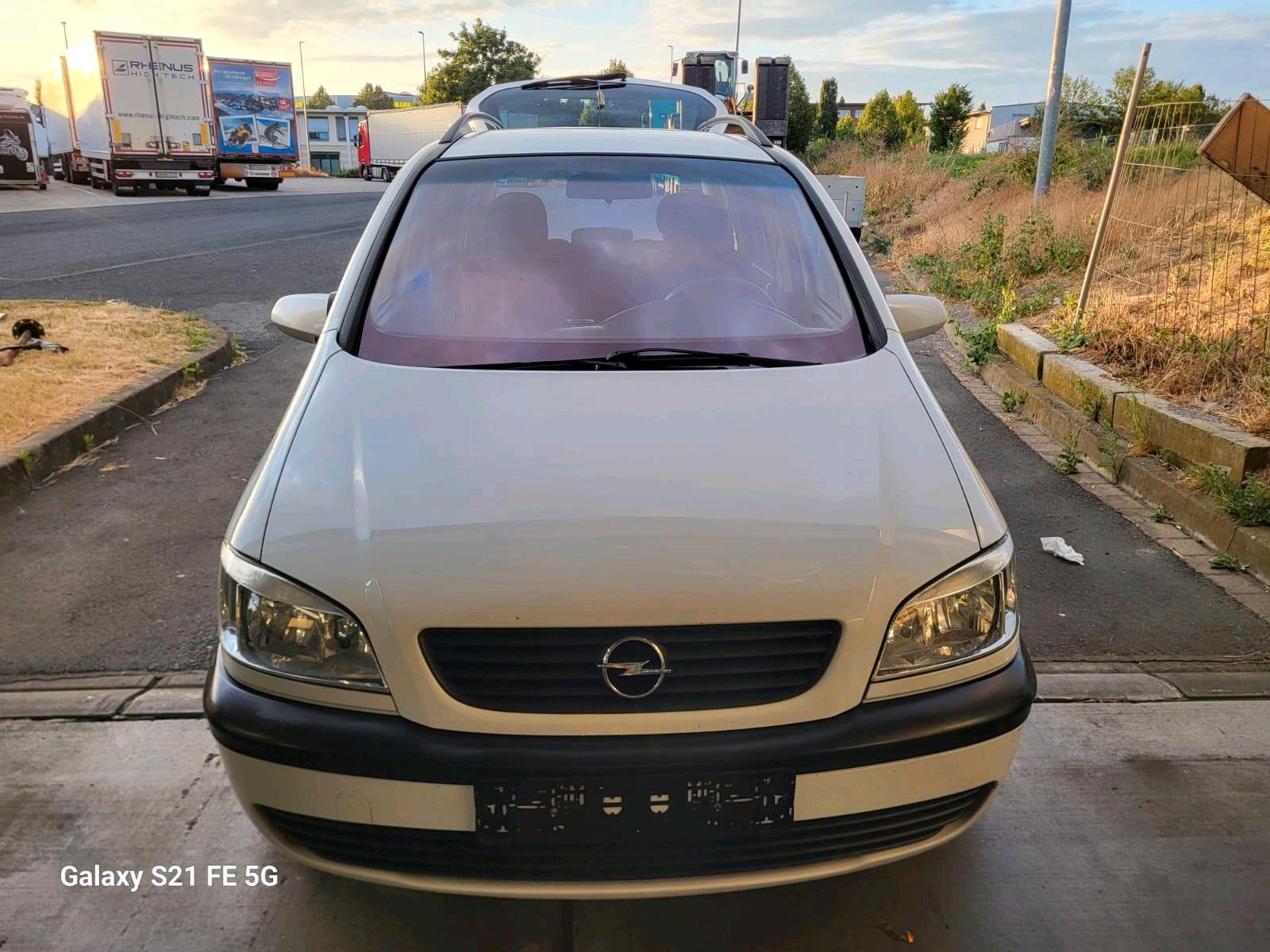 Opel Zafira