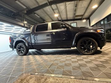 Dodge RAM - 8