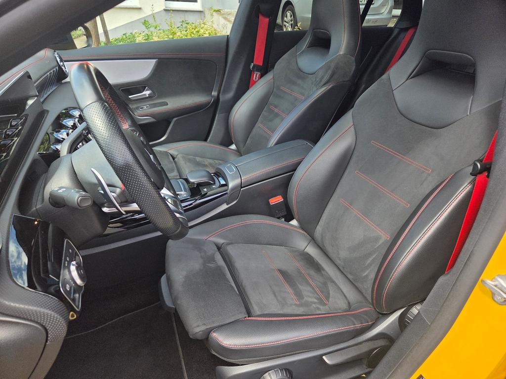 Mercedes-Benz CLA 45 AMG Shooting Brake