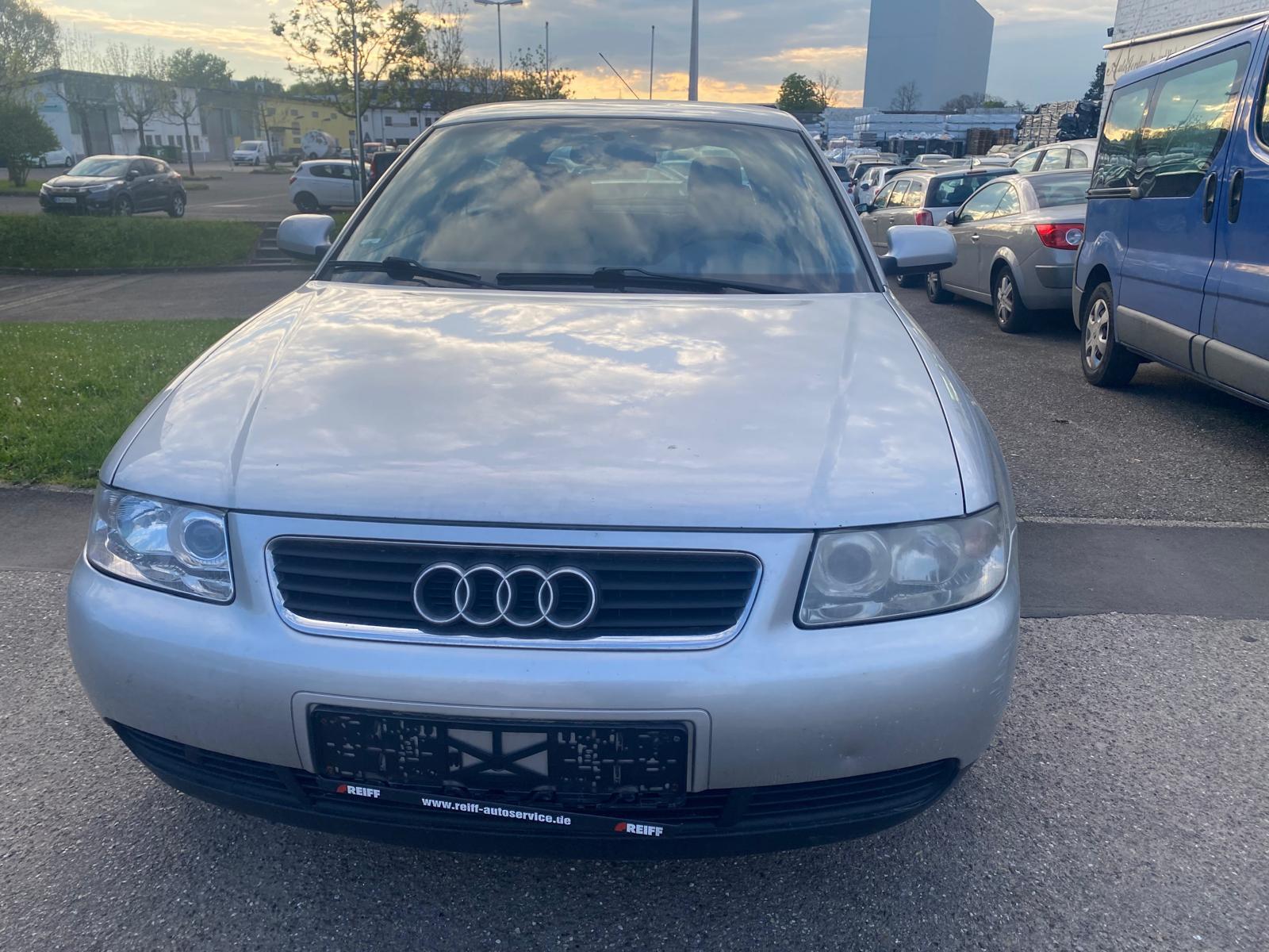 Audi A3 1.6 Ambiente
