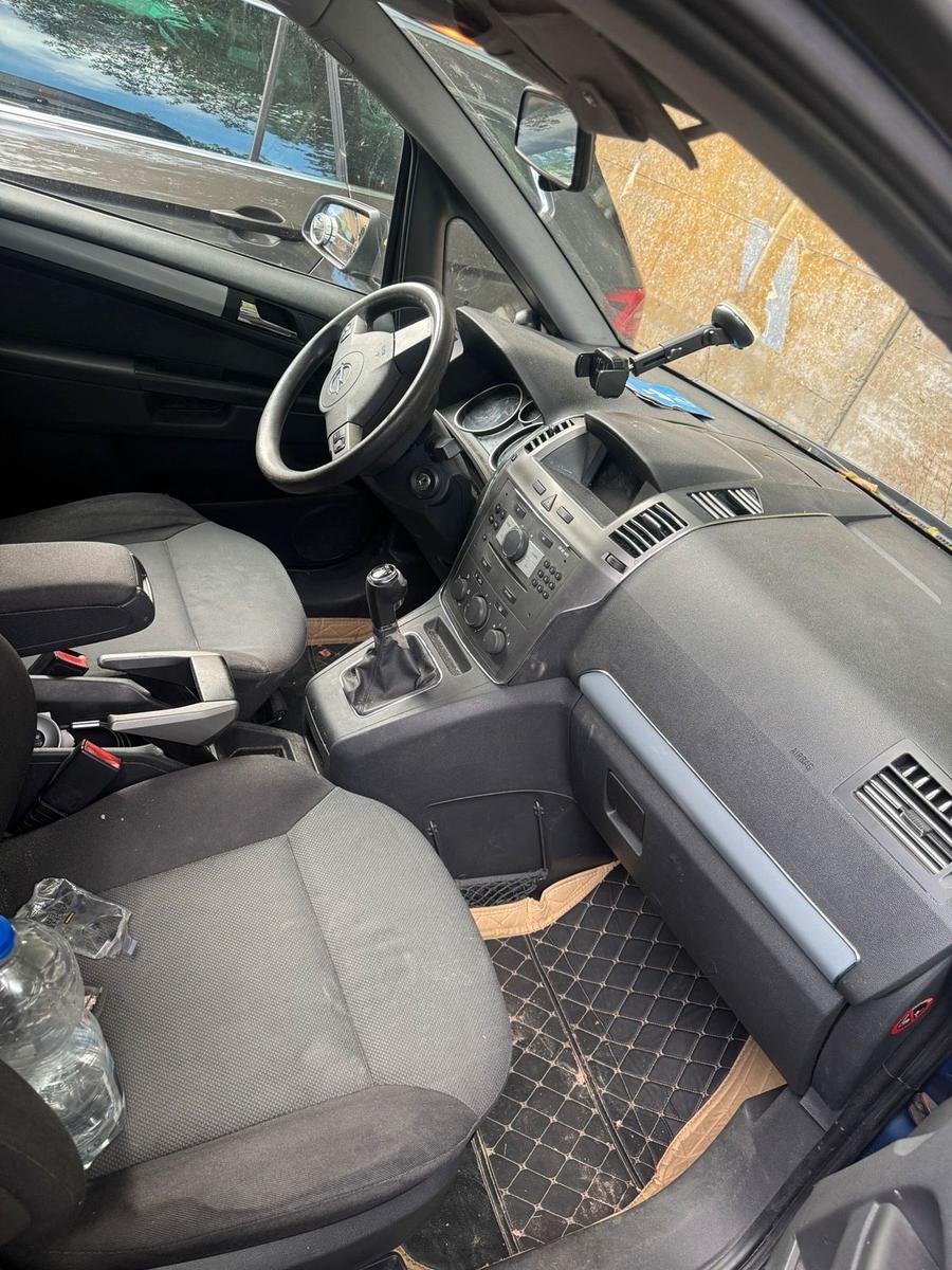 Opel Zafira 2007 — photo 5