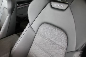 Porsche Panamera - 12
