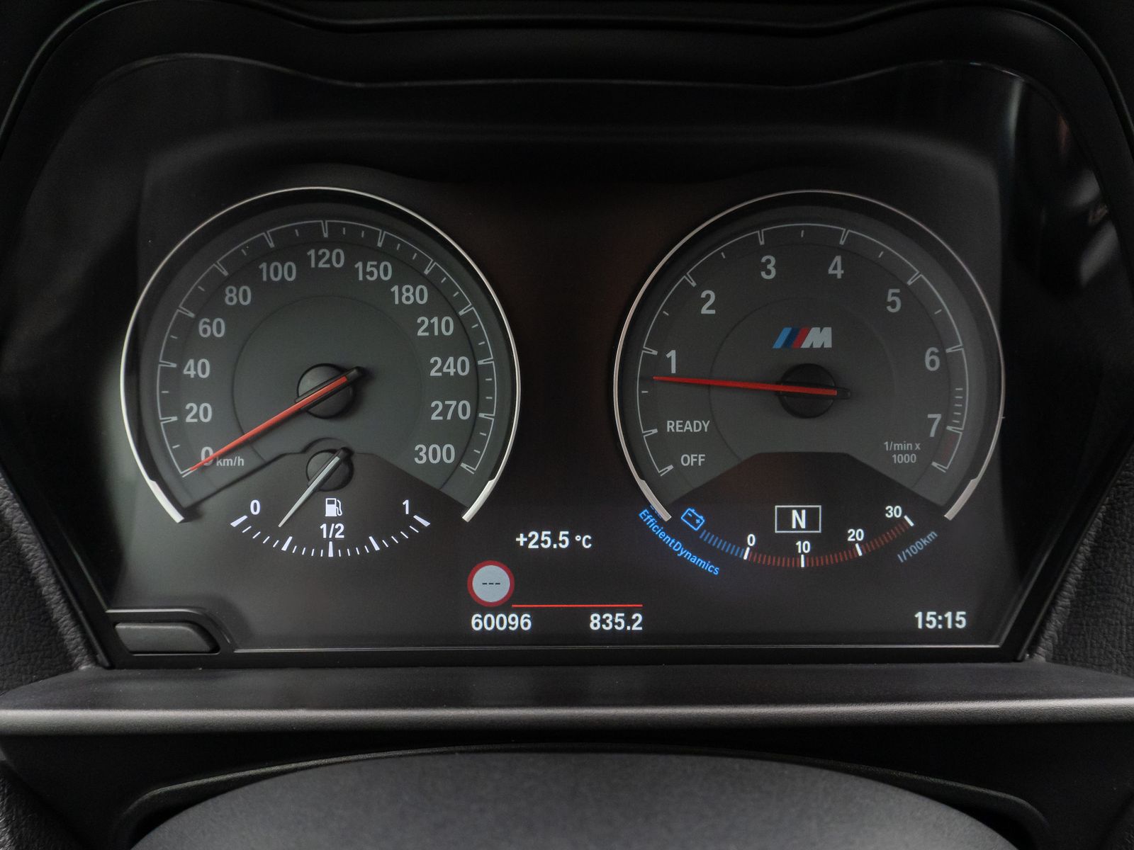 Fahrzeugabbildung BMW M2 Coupé Xenon H/K Alarm DAB NavPro Leder 19Zoll