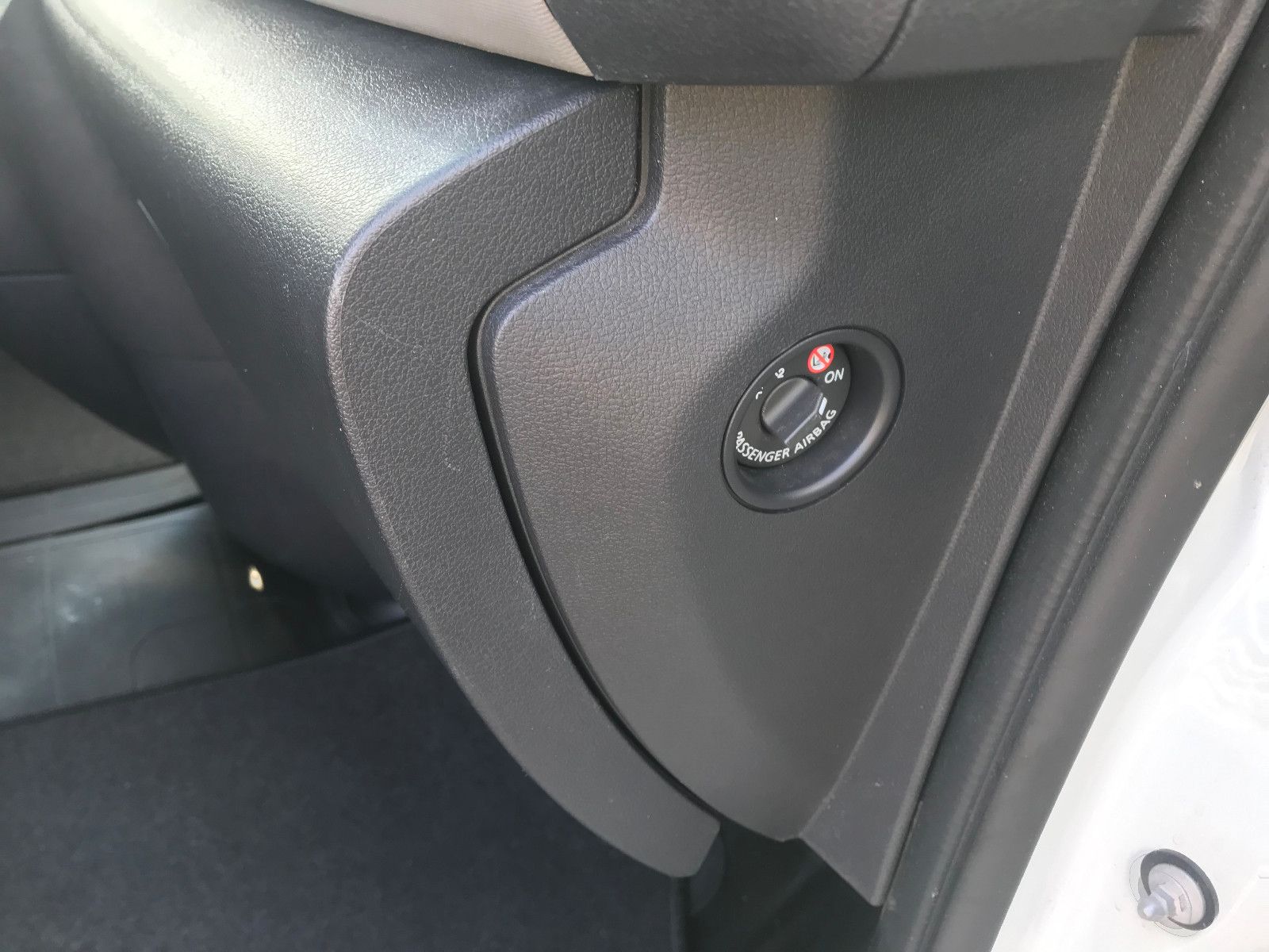 Fahrzeugabbildung Nissan NV300 Kastenwagen L1H1 2,7t PRO,PDC,SHg