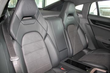 Porsche Panamera - 9