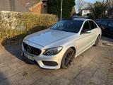 Mercedes-Benz C 400 4MATIC AMG Line Autom. AMG Line - silberne Mercedes-Benz C 400