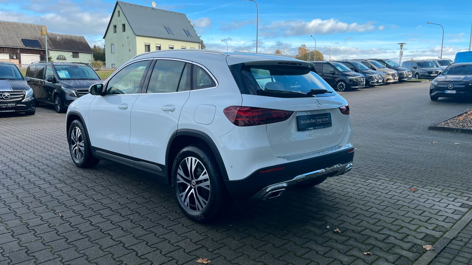Mercedes-Benz GLA 180 +Progressive-Advanced+AHK+Distro+Kamera+ foto 7