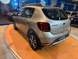 Dacia Sandero II Stepway Celebration Automatik - Dacia Sandero Stepway mit Diesel-Antrieb