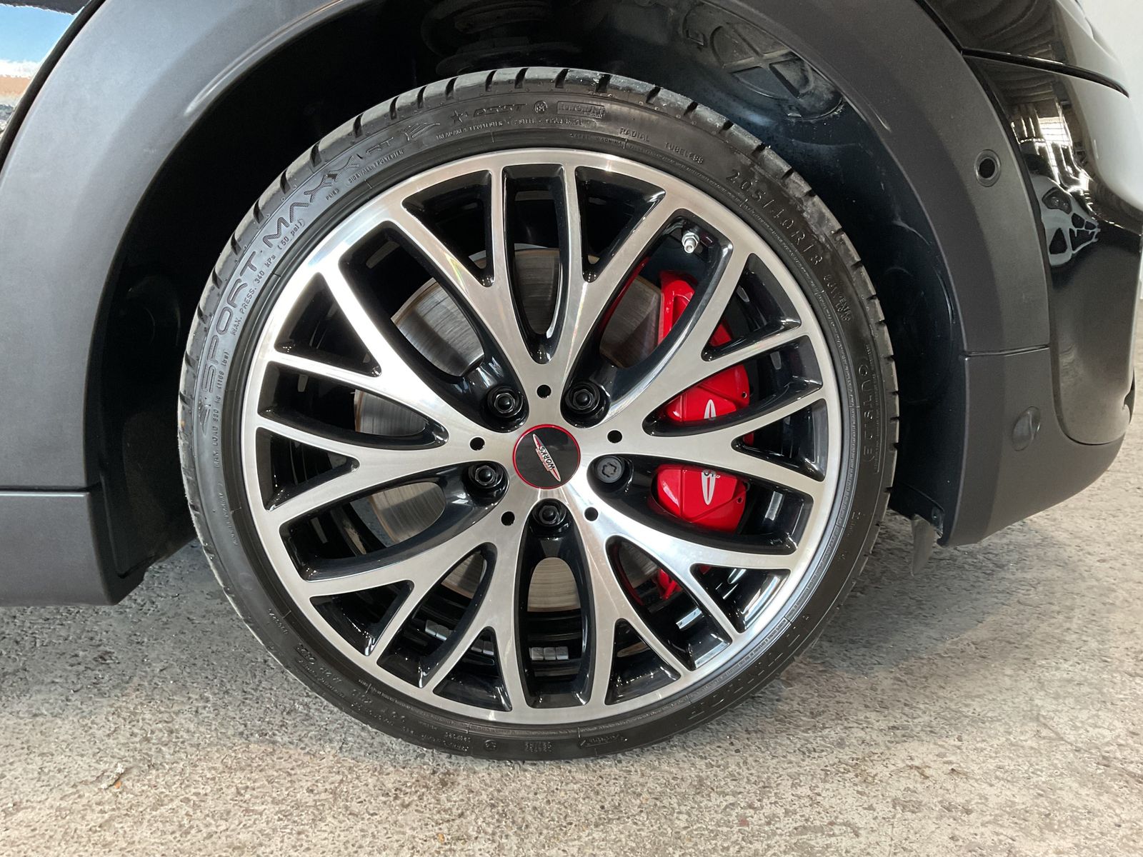 Fahrzeugabbildung MINI John Cooper Works Cabrio Chili Head-Up
