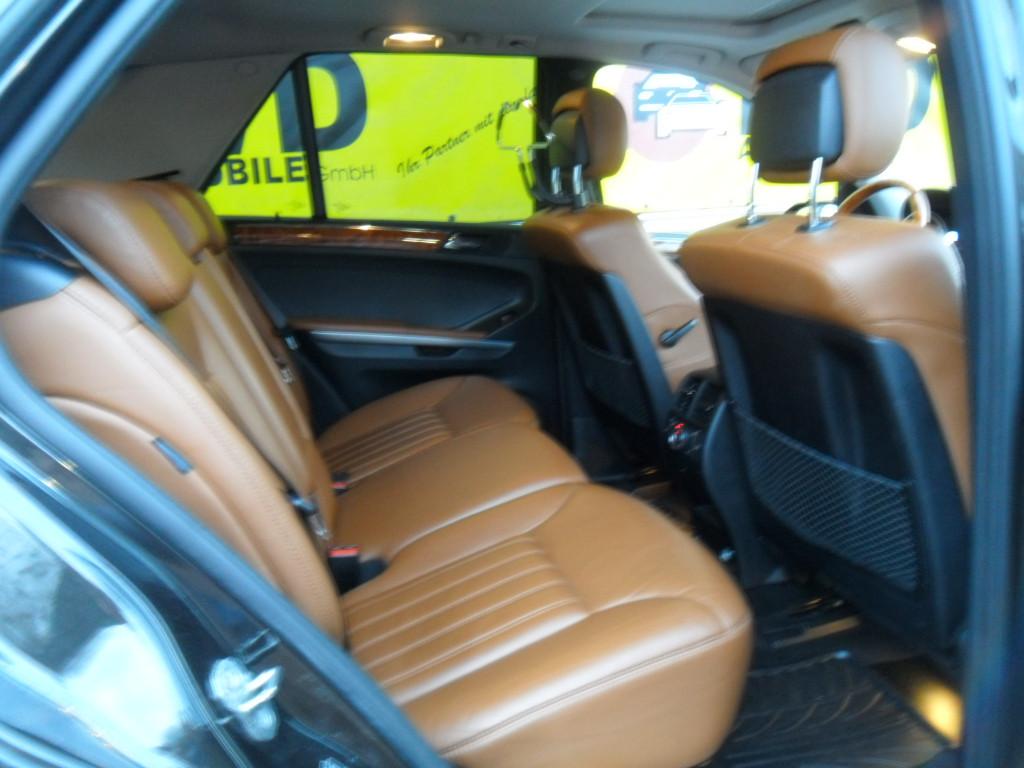 Mercedes-Benz ML 320