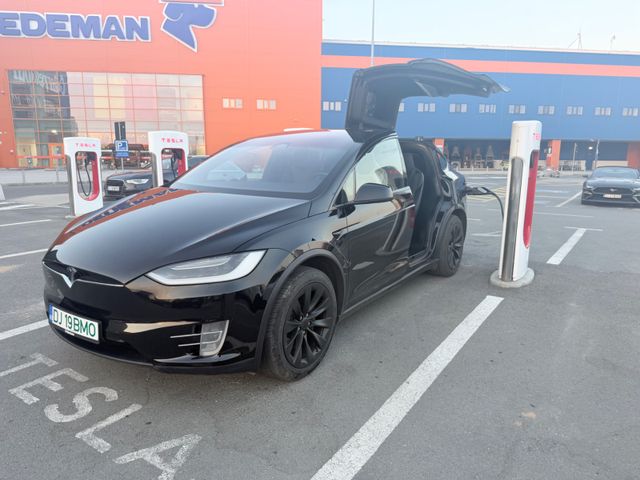 TESLA Model X 100D -