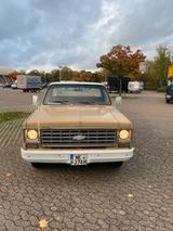 Chevrolet c10 mit Edelbrock Anbauteilen + ... - Chevrolet aus 1976