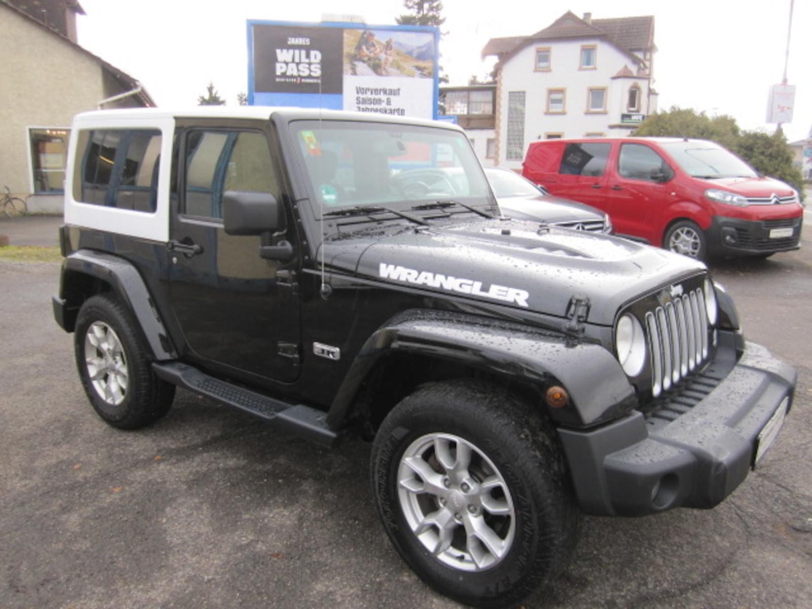Jeep Wrangler Sahara 2,8 CRD ~ Automatik~Leder~Navi~D