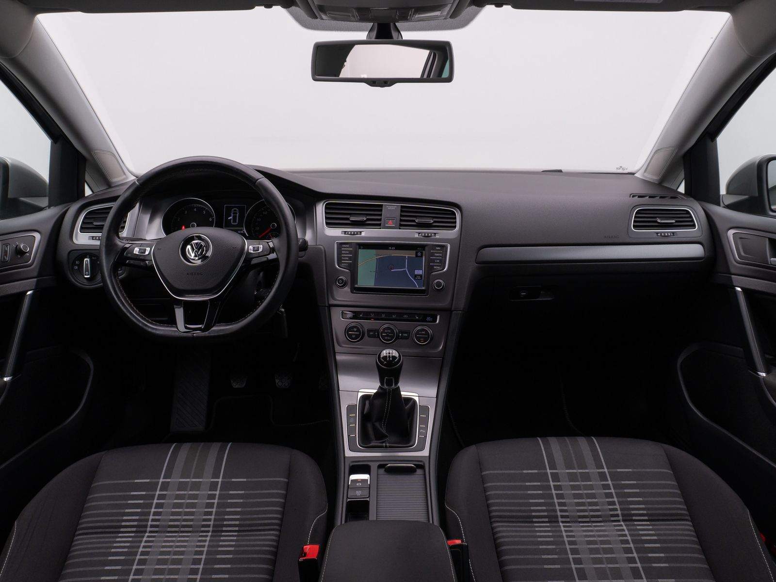 Fahrzeugabbildung Volkswagen Golf VII Variant Lounge BMT Sitzhzg Navi AHK